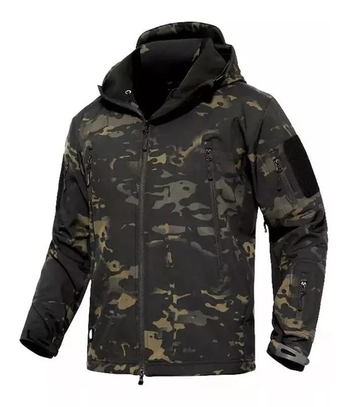 Steel Squadron Softshell Militar - Aventura y estilo